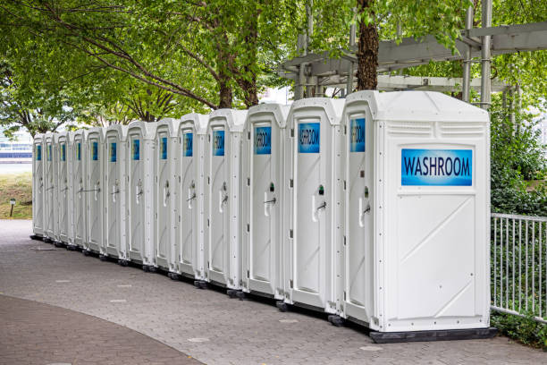 Best Luxury portable toilet rental  in Cherryvale, KS